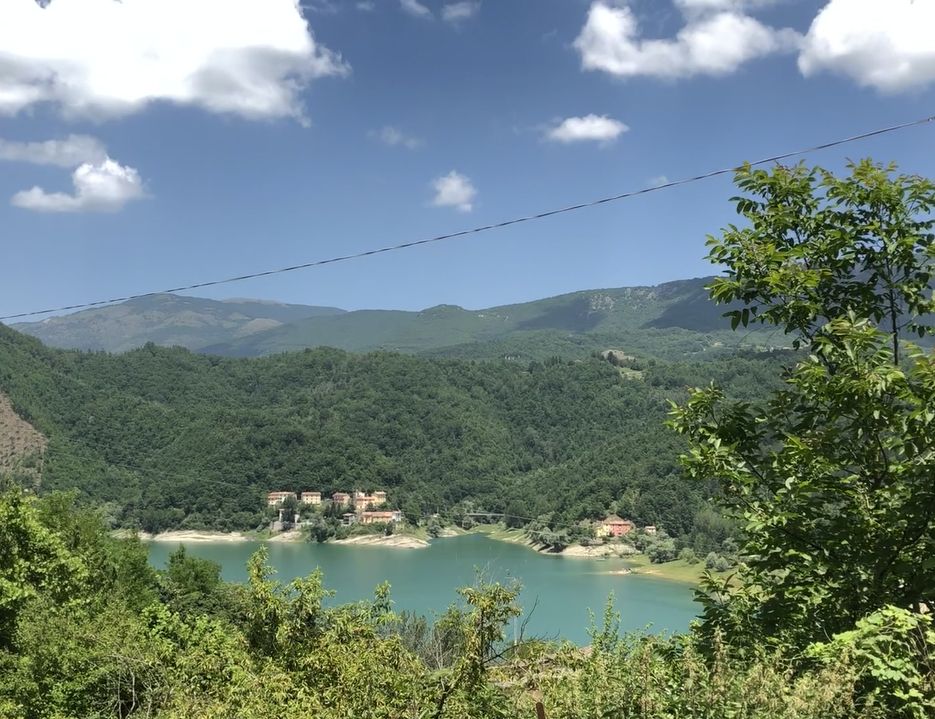 Vista sul Lago del Salto dalla frazione di Girgenti, a Pescorocchiano